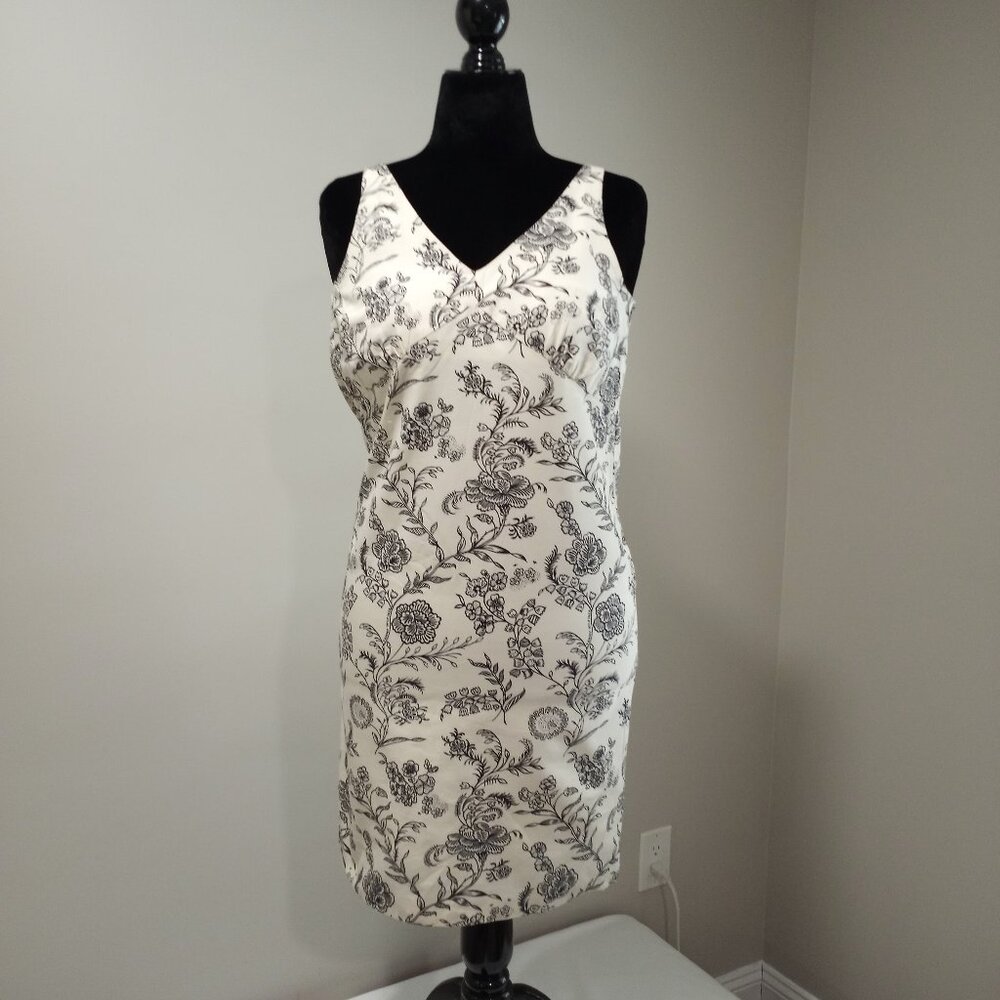 TOMMY HILFIGER BLACK WHITE FLORAL SLEEVELESS SUMMER DRESS WOMEN SIZE 6